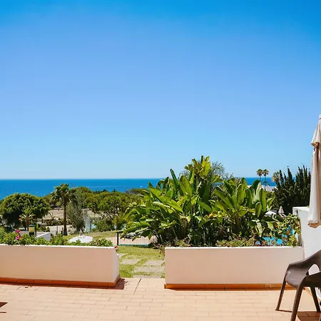 Moradias Rufino 3* Албуфейра