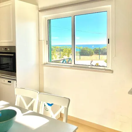 Moradias Rufino Αλμπουφέιρα