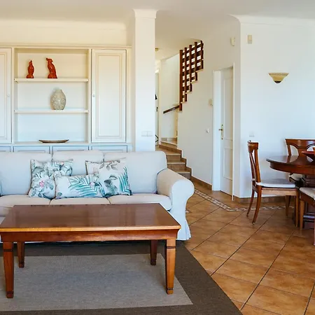 Aldeamento Turístico Moradias Rufino Albufeira