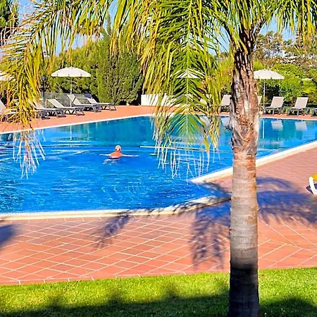 Moradias Rufino 3* Albufeira