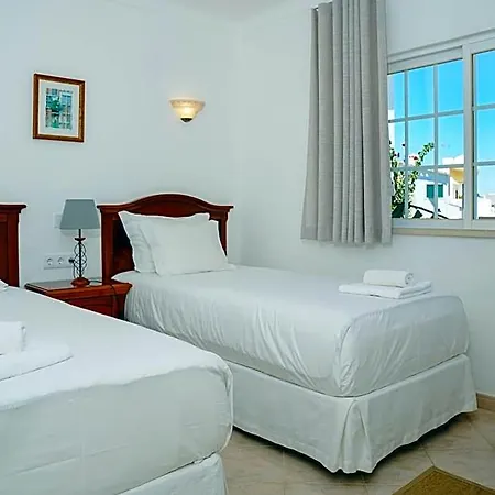 Moradias Rufino Holiday park Albufeira