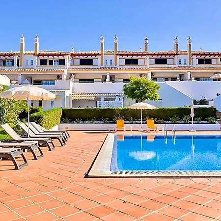 Holiday park Moradias Rufino 3*