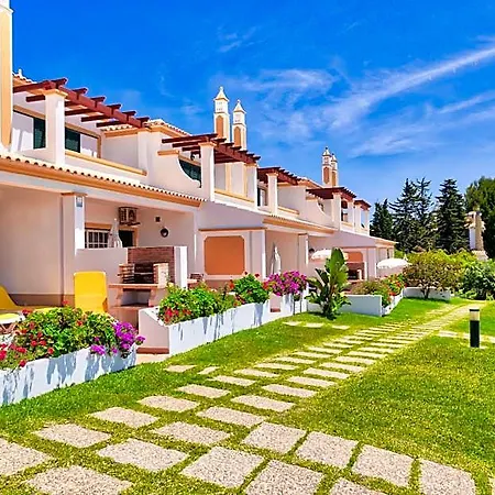 Moradias Rufino 3* Albufeira