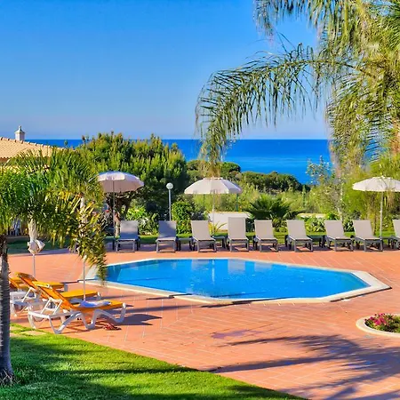 Holiday park Moradias Rufino 3*